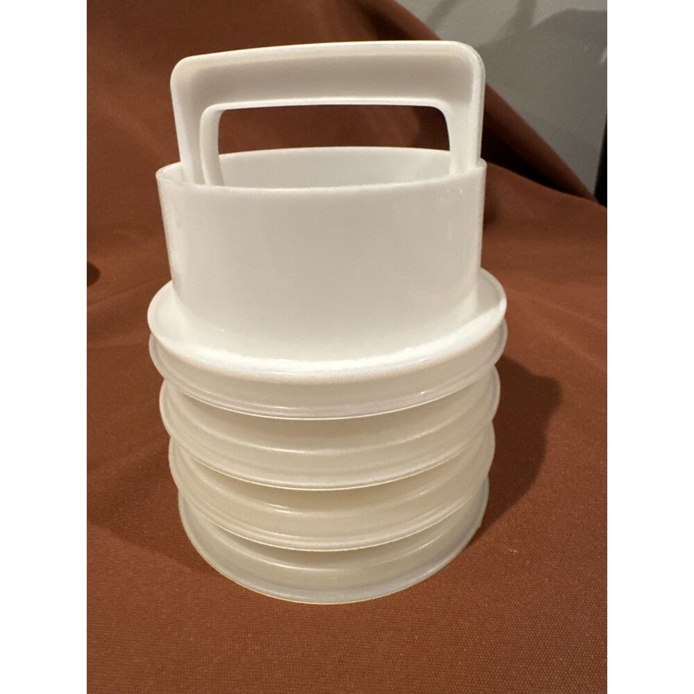 Tupperware 882 4" Hamburger 3 Keepers Patty Press and Ring